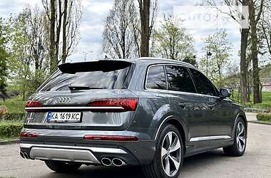 Внедорожник / Кроссовер Audi SQ7 2021 в Киеве