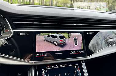 Внедорожник / Кроссовер Audi SQ7 2021 в Киеве