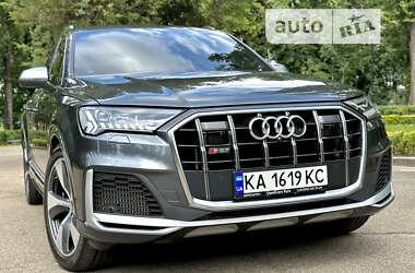 Внедорожник / Кроссовер Audi SQ7 2021 в 