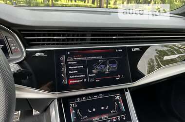 Внедорожник / Кроссовер Audi SQ7 2021 в 