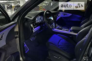 Внедорожник / Кроссовер Audi SQ7 2021 в 