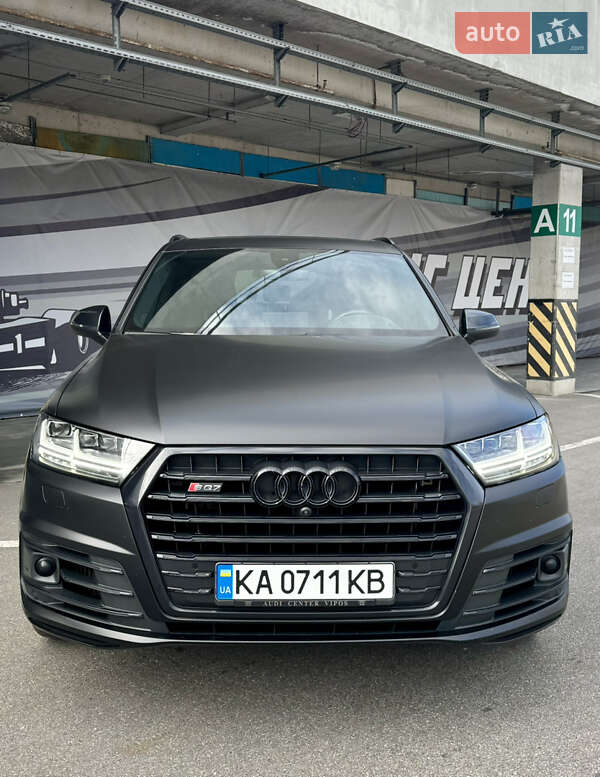 Внедорожник / Кроссовер Audi SQ7 2018 в Киеве