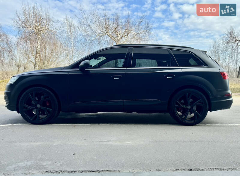 Внедорожник / Кроссовер Audi SQ7 2018 в Киеве