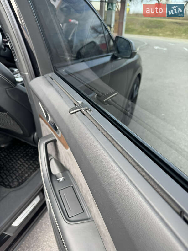 Внедорожник / Кроссовер Audi SQ7 2018 в Киеве