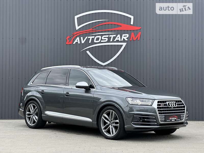 Позашляховик / Кросовер Audi SQ7 2017 в Мукачевому