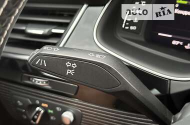 Внедорожник / Кроссовер Audi SQ7 2017 в 