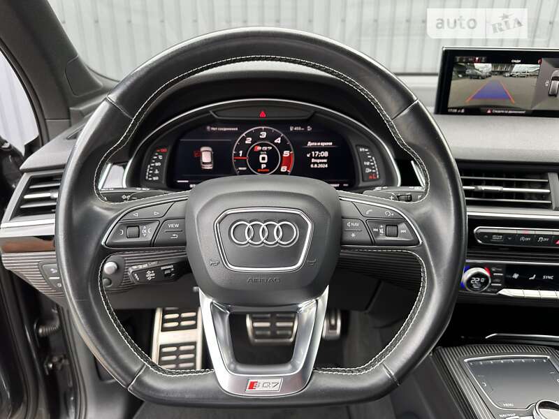Позашляховик / Кросовер Audi SQ7 2017 в Мукачевому