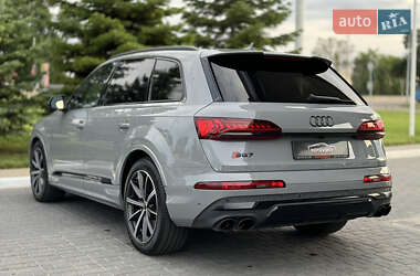 Внедорожник / Кроссовер Audi SQ7 2022 в 