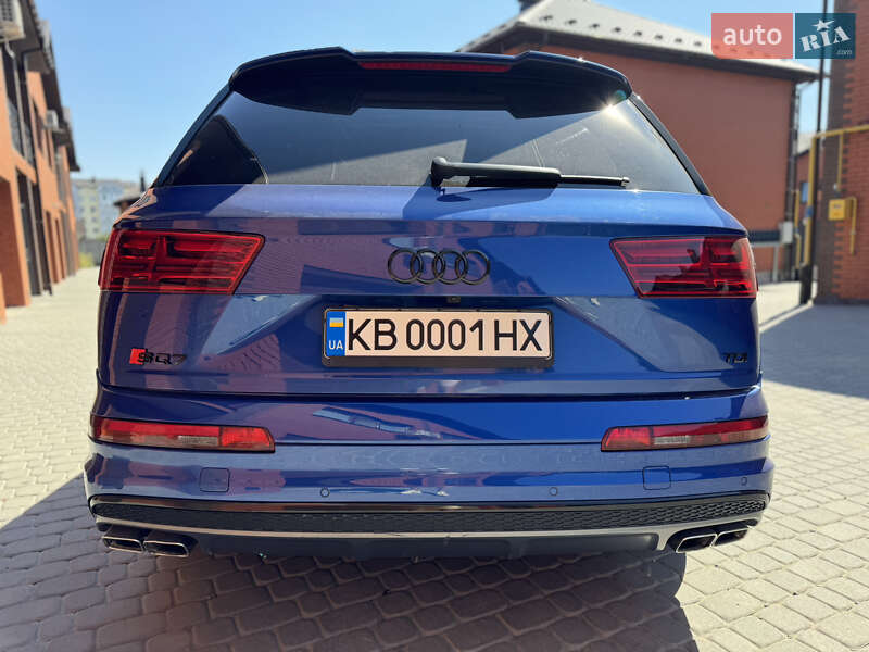 Внедорожник / Кроссовер Audi SQ7 2017 в Виннице