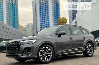 Позашляховик / Кросовер Audi SQ7 2024 в Києві