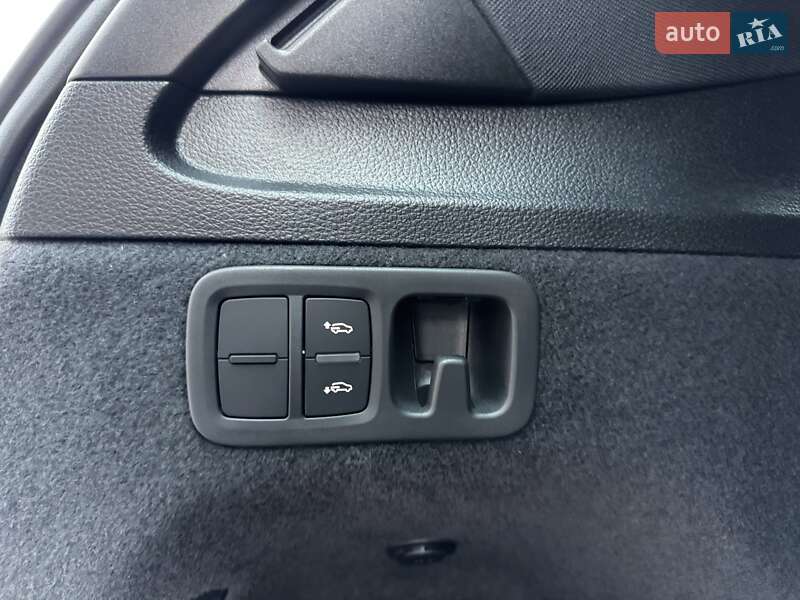 Позашляховик / Кросовер Audi SQ7 2024 в Одесі