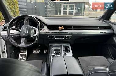 Внедорожник / Кроссовер Audi SQ7 2017 в Киеве