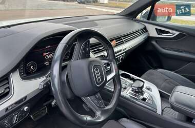 Внедорожник / Кроссовер Audi SQ7 2017 в 