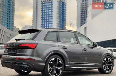 Позашляховик / Кросовер Audi SQ7 2024 в Києві