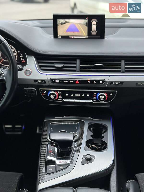 Внедорожник / Кроссовер Audi SQ7 2017 в Полтаве фото 49 Внедорожник / Кроссовер Audi SQ7 2017 в Полтаве