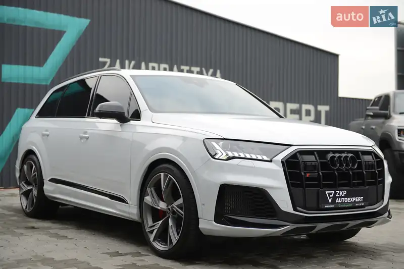 Внедорожник / Кроссовер Audi SQ7 2021 в 