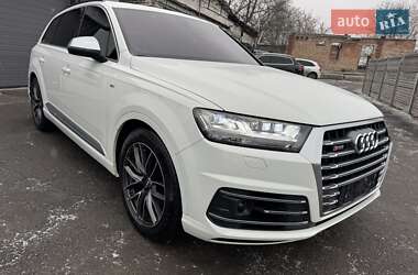 Позашляховик / Кросовер Audi SQ7 2017 в Тернополі