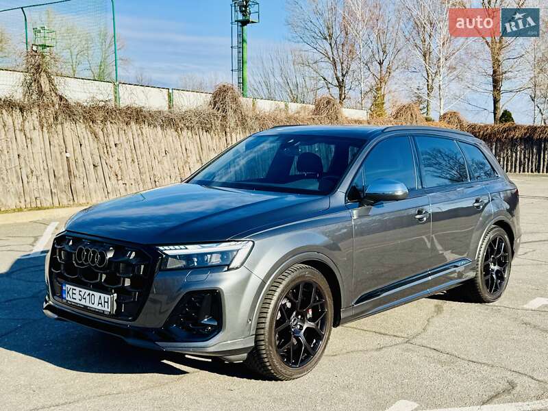 Внедорожник / Кроссовер Audi SQ7 2024 в Днепре