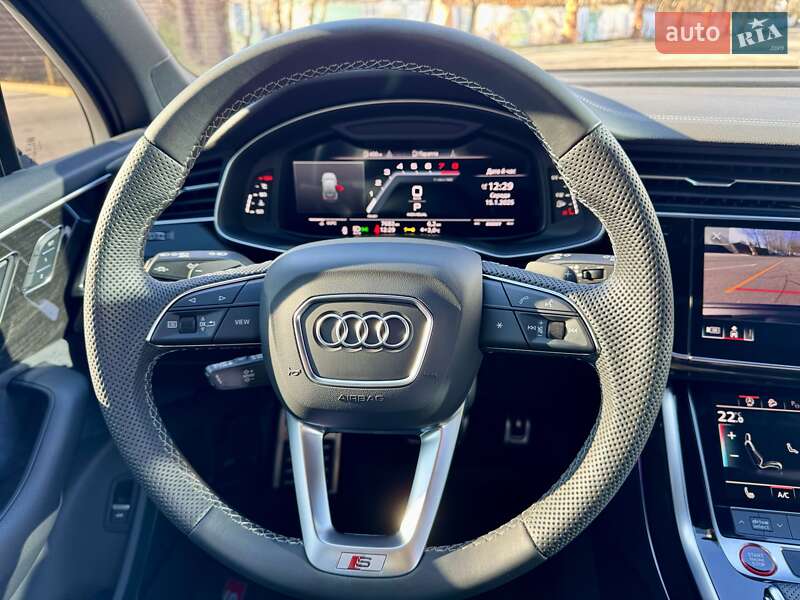 Внедорожник / Кроссовер Audi SQ7 2024 в Днепре
