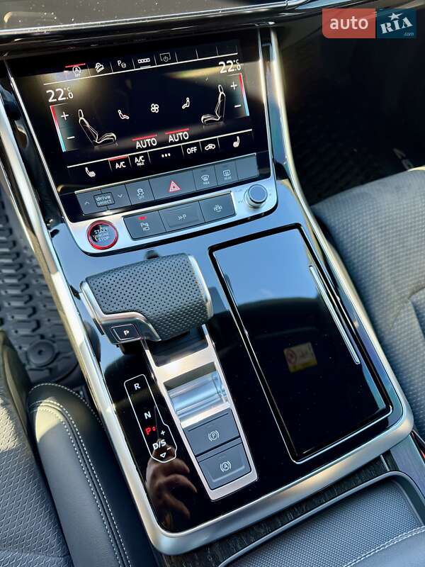 Внедорожник / Кроссовер Audi SQ7 2024 в Днепре