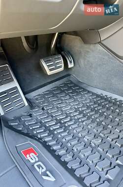 Внедорожник / Кроссовер Audi SQ7 2024 в 
