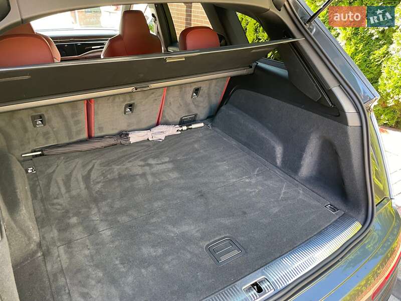 Внедорожник / Кроссовер Audi SQ7 2021 в Киеве