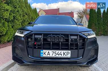 Внедорожник / Кроссовер Audi SQ7 2021 в 