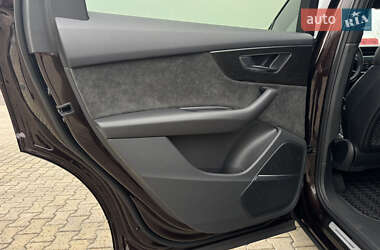 Внедорожник / Кроссовер Audi SQ7 2021 в 