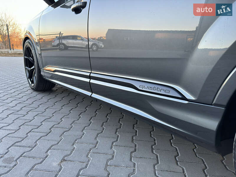 Позашляховик / Кросовер Audi SQ7 2020 в Івано-Франківську