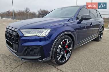 Внедорожник / Кроссовер Audi SQ7 2021 в 