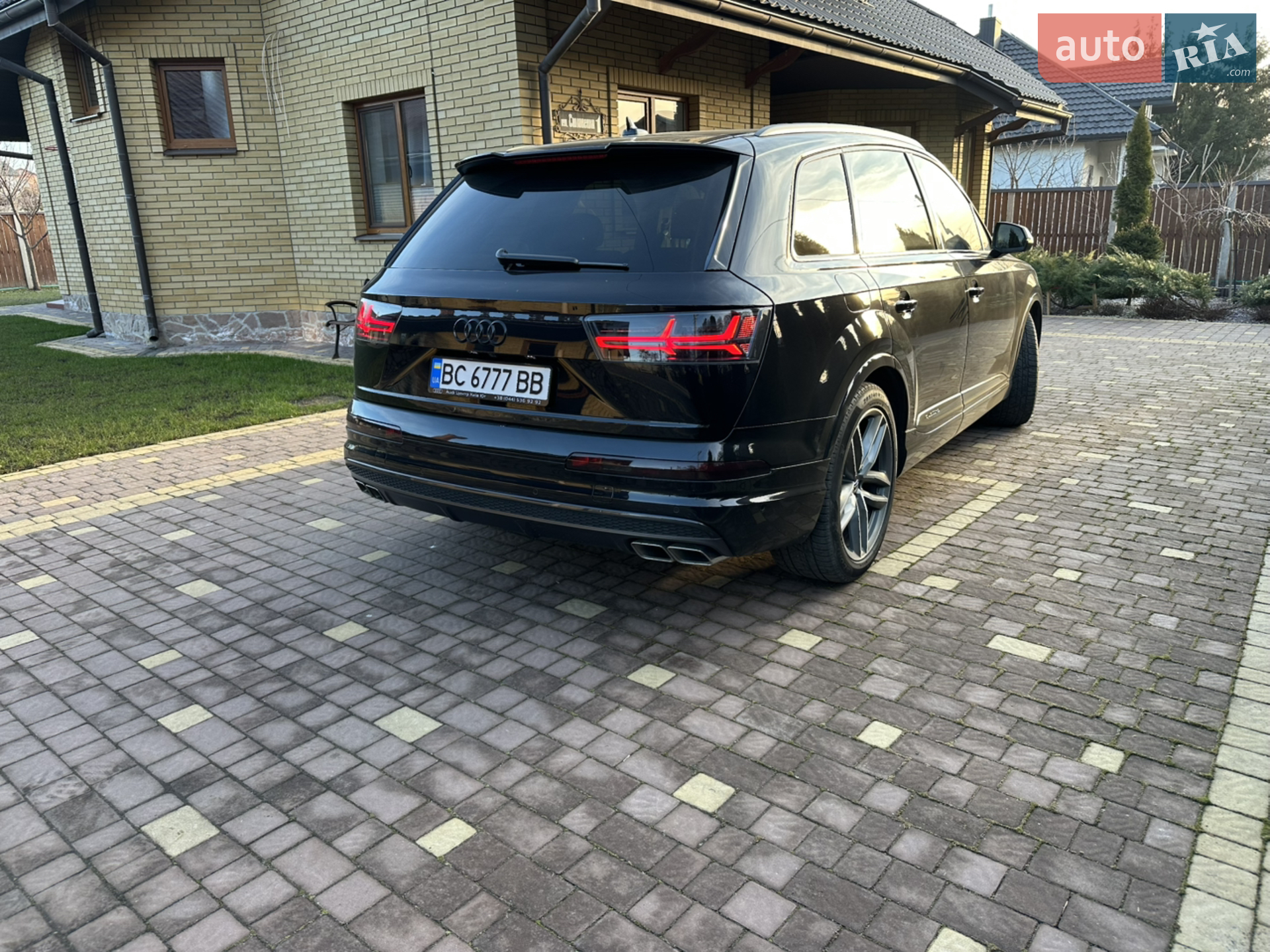 2016 Audi SQ7 - мініатюра 4