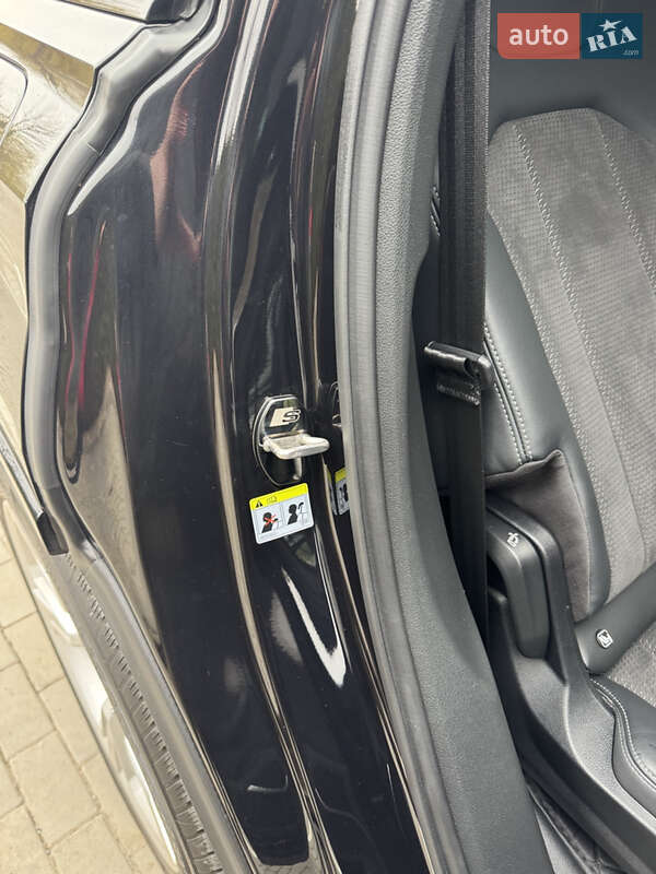 Позашляховик / Кросовер Audi SQ7 2020 в Луцьку