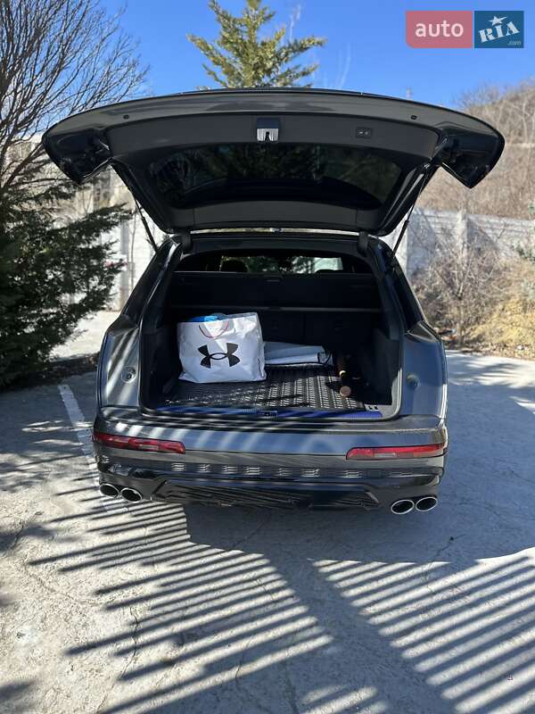 Внедорожник / Кроссовер Audi SQ7 2023 в Днепре фото 9 Внедорожник / Кроссовер Audi SQ7 2023 в Днепре