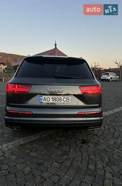 Внедорожник / Кроссовер Audi SQ7 2019 в 