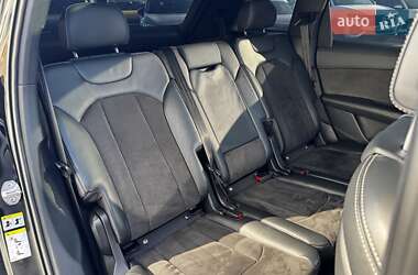 Внедорожник / Кроссовер Audi SQ7 2017 в 
