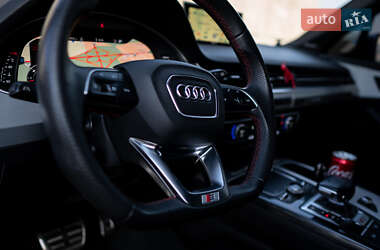 Внедорожник / Кроссовер Audi SQ7 2017 в 