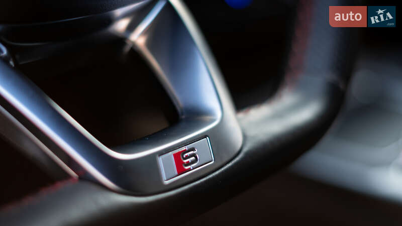 Внедорожник / Кроссовер Audi SQ7 2017 в Львове