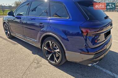 Внедорожник / Кроссовер Audi SQ7 2021 в 