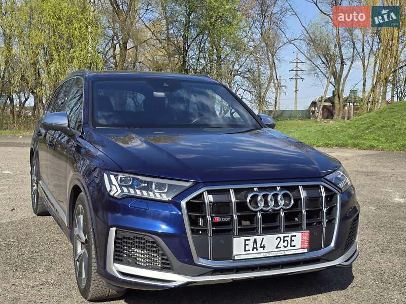 Позашляховик / Кросовер Audi SQ7 2020 в Калуші