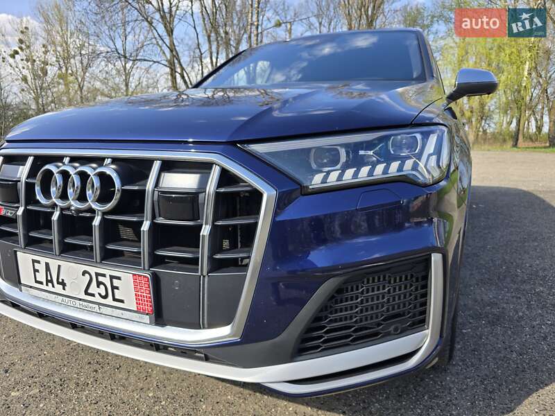 Позашляховик / Кросовер Audi SQ7 2020 в Калуші