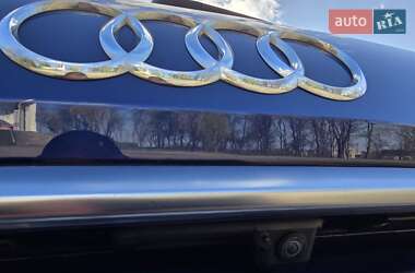 Внедорожник / Кроссовер Audi SQ7 2020 в 