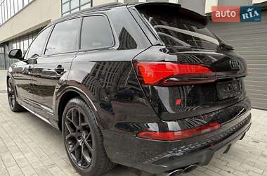 Внедорожник / Кроссовер Audi SQ7 2024 в 