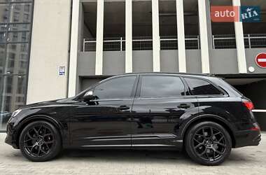Внедорожник / Кроссовер Audi SQ7 2024 в 