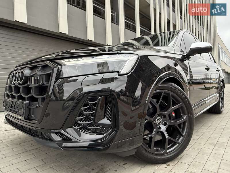 Внедорожник / Кроссовер Audi SQ7 2024 в 