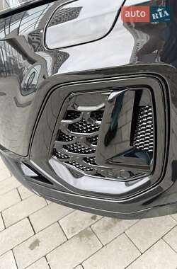 Внедорожник / Кроссовер Audi SQ7 2024 в 