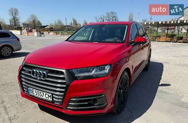 Внедорожник / Кроссовер Audi SQ7 2017 в 