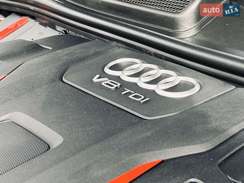 Внедорожник / Кроссовер Audi SQ7 2020 в 