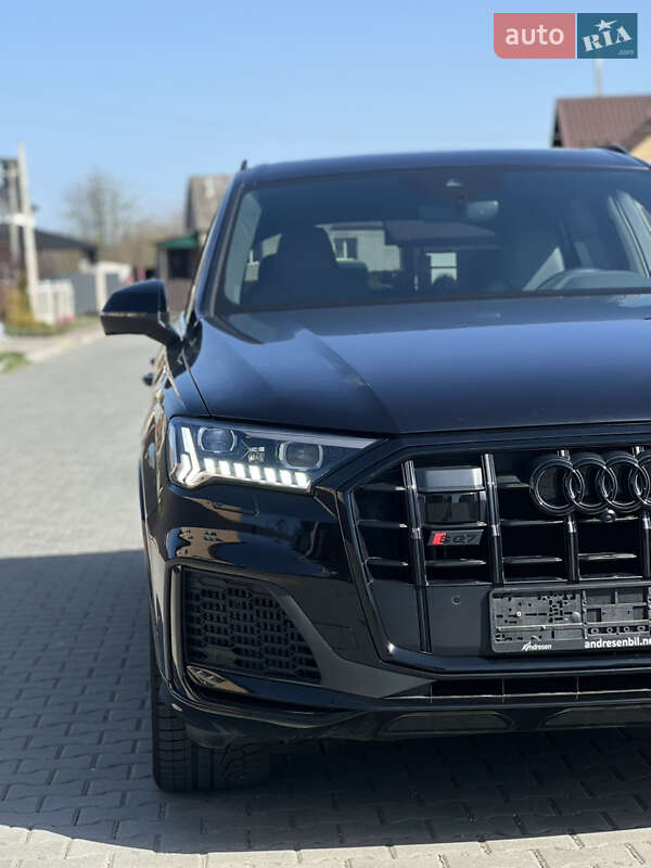 Внедорожник / Кроссовер Audi SQ7 2021 в Хмельницком