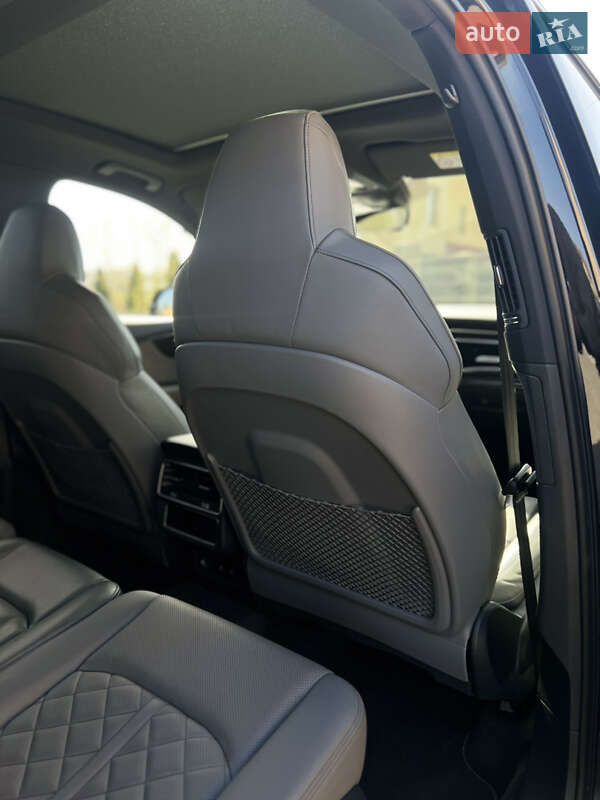 Внедорожник / Кроссовер Audi SQ7 2021 в Хмельницком