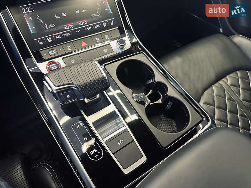 Внедорожник / Кроссовер Audi SQ7 2022 в Киеве